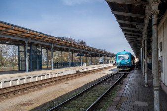 Tři kraje se dohodly na zajištění vlaků mezi Libercem a Pardubicemi