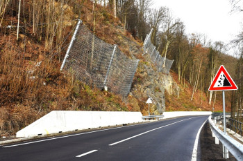 Liberecký kraj zahájí opravu sesuvu silnice v Benešově u Semil