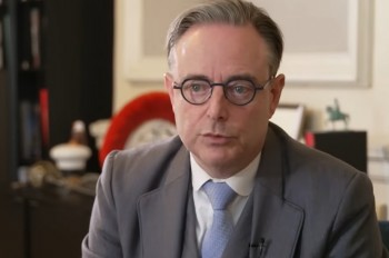 Belgie otáčí. Konec jádra zrušen, začíná tvrdý pragmatismus