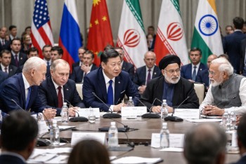 Nový světový řád po válce s Íránem bez změny systému